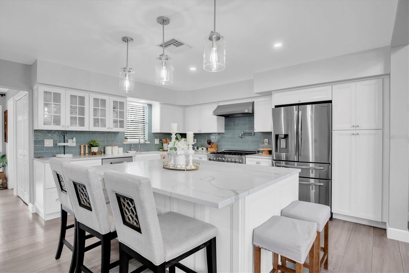 PINELLAS GROVES - Residential