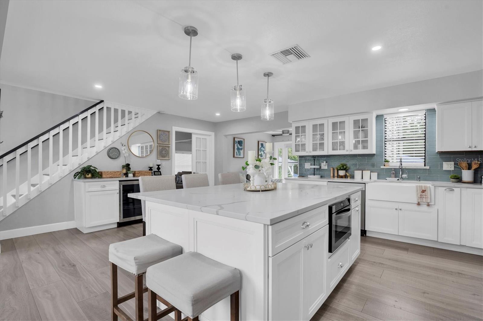 PINELLAS GROVES - Residential