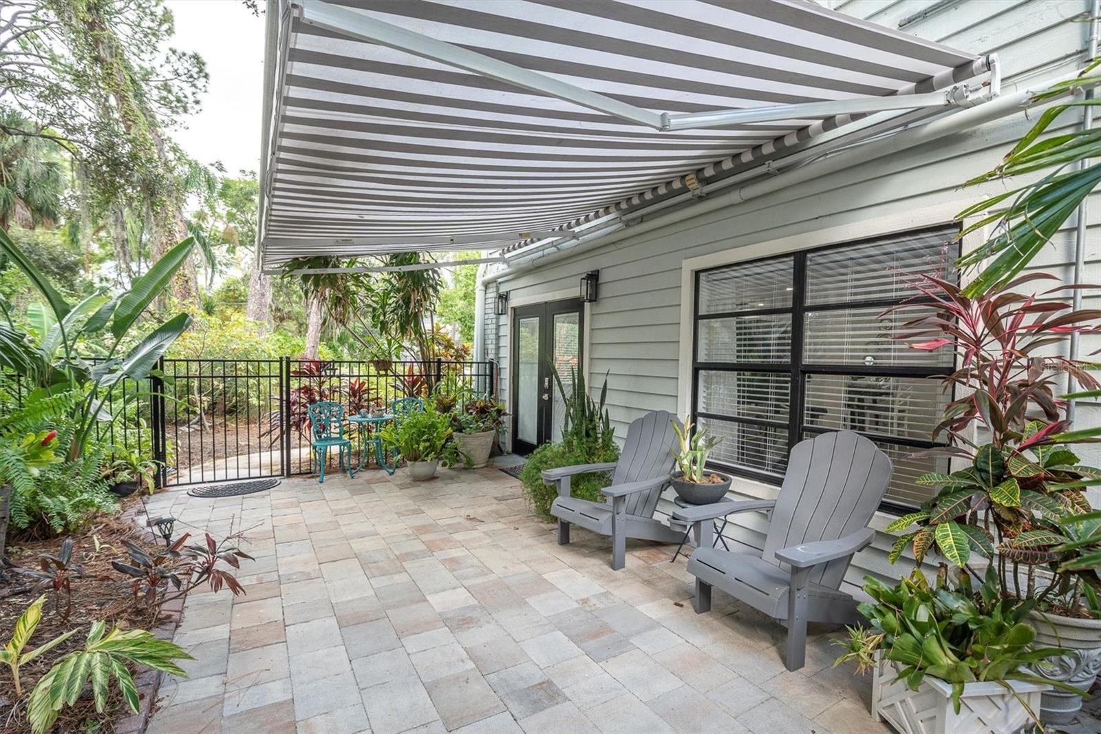PINELLAS GROVES - Residential