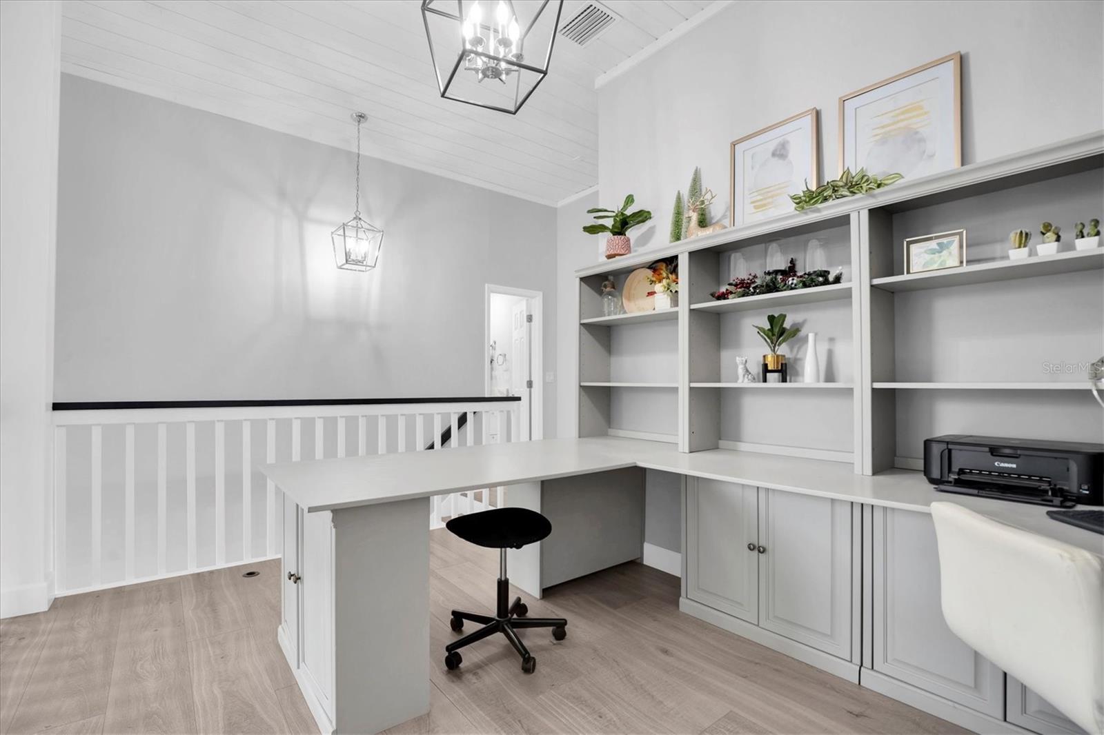 PINELLAS GROVES - Residential