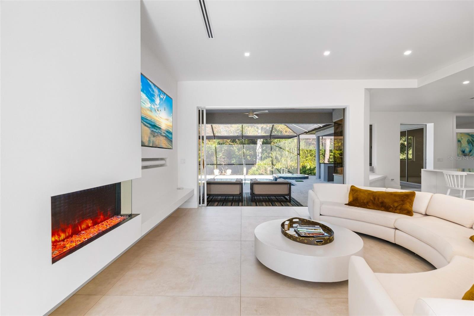 EDGEWATER VILLAGE SUBPHASE B - Residential