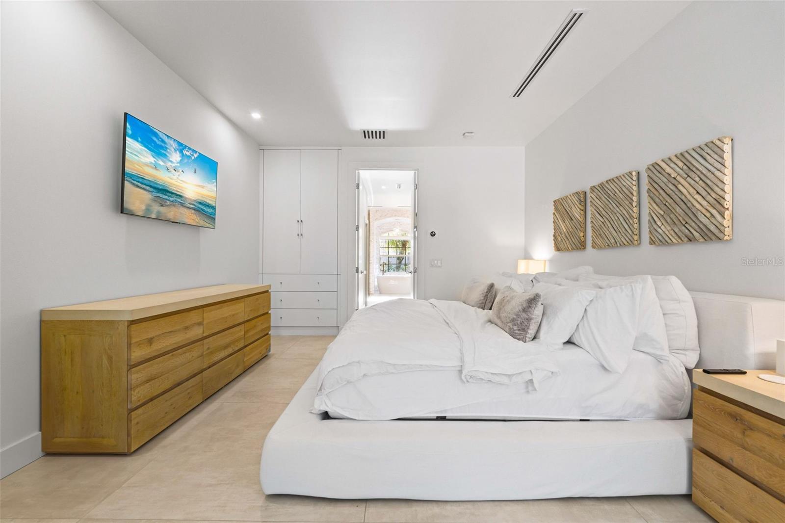 EDGEWATER VILLAGE SUBPHASE B - Residential