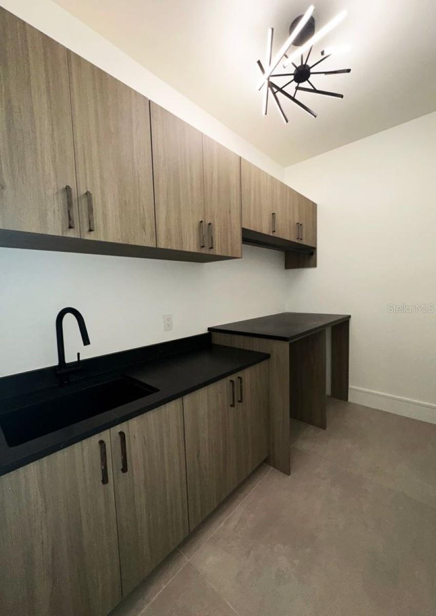 BROBSTON FENDIG & CO'S HALF WA - Residential Lease