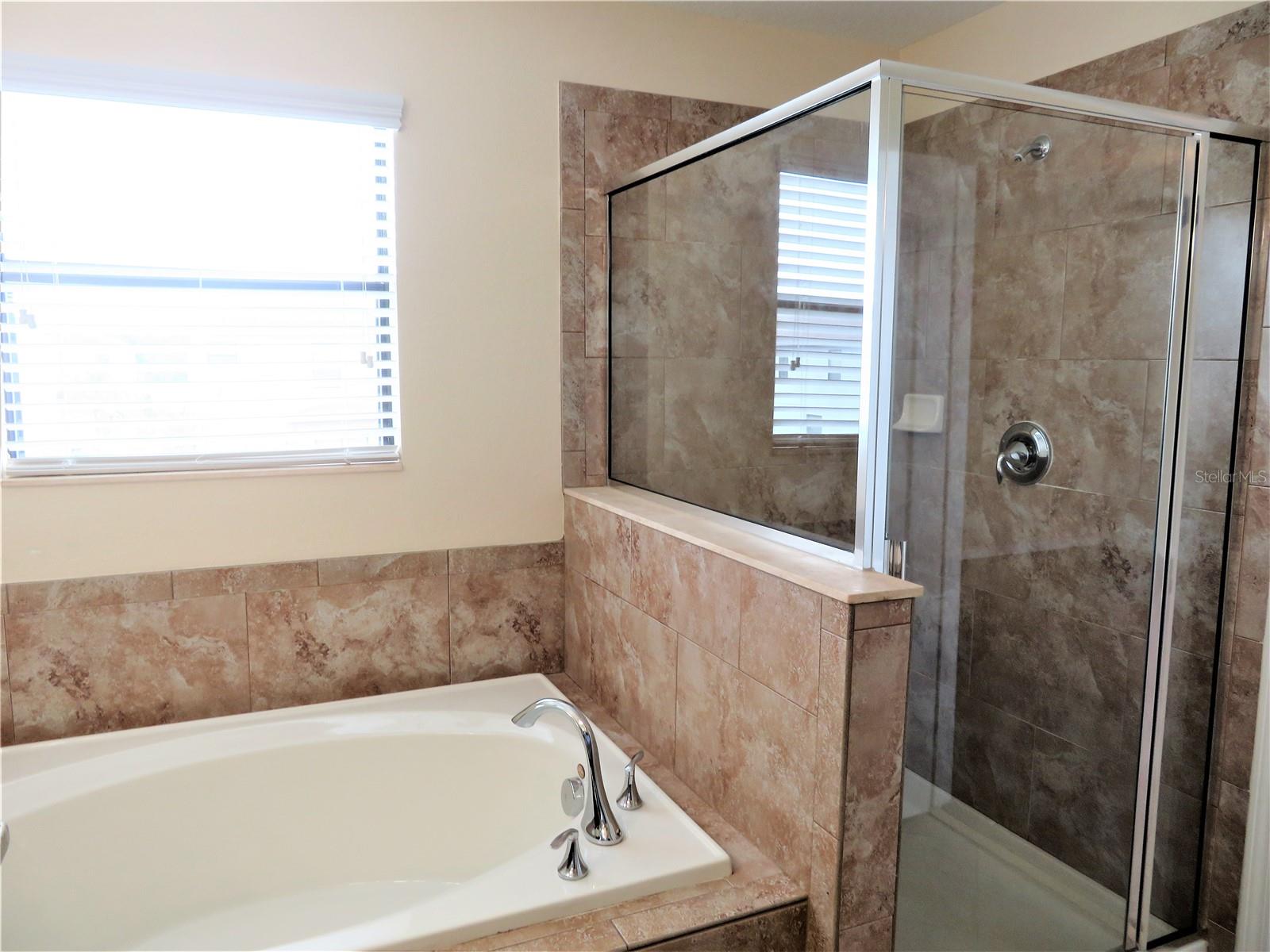 LIVE OAK PRESERVE 2C VILLAGES - Residential Lease