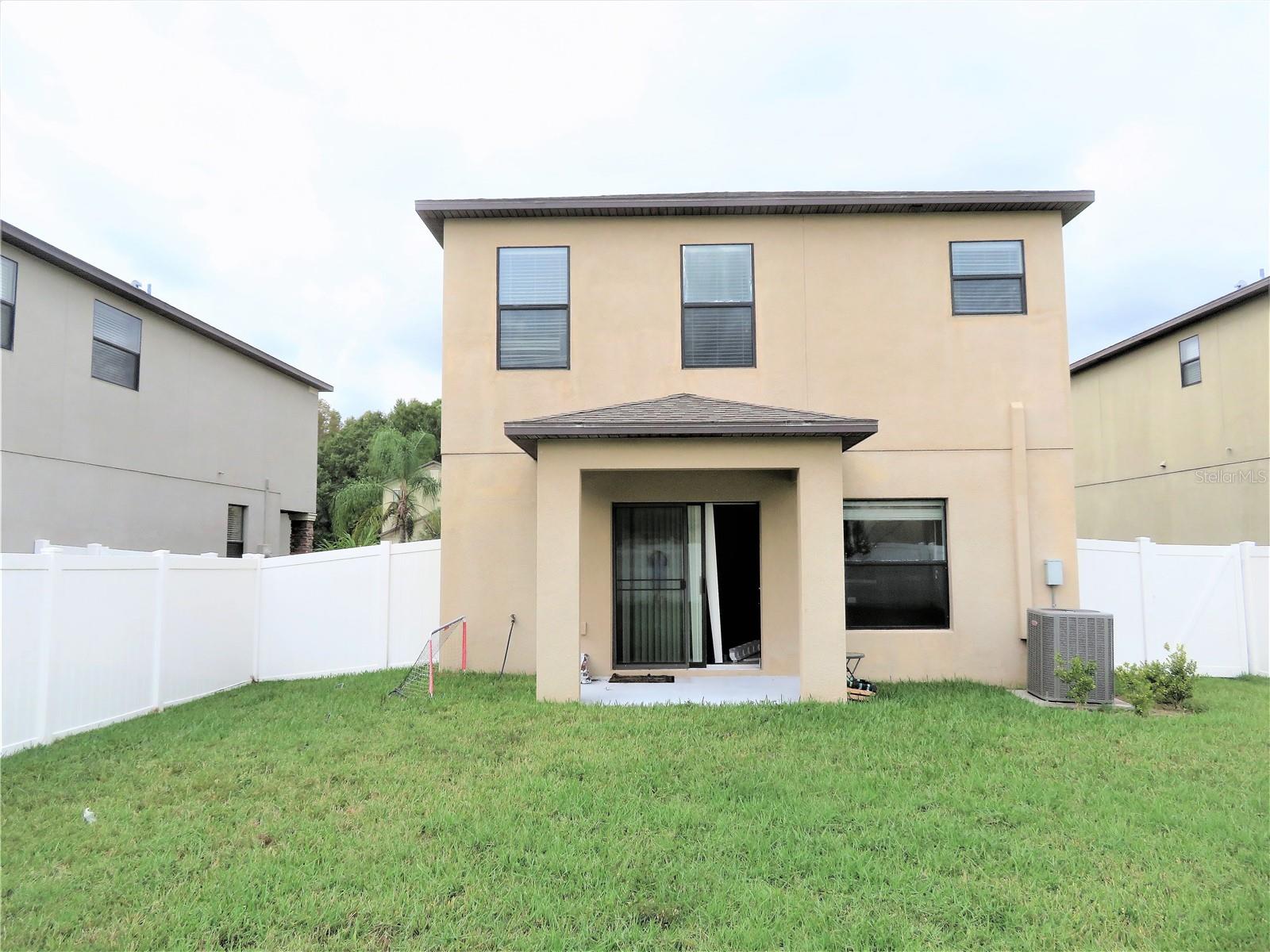 LIVE OAK PRESERVE 2C VILLAGES - Residential Lease