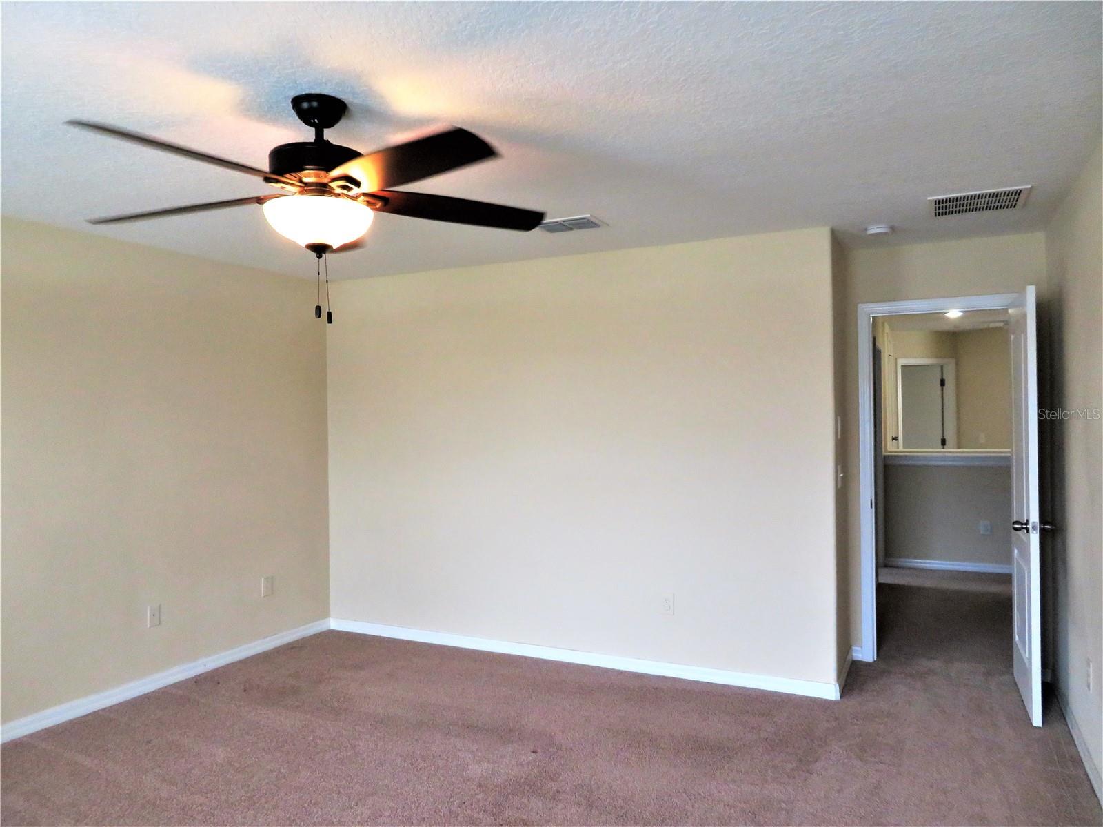 LIVE OAK PRESERVE 2C VILLAGES - Residential Lease