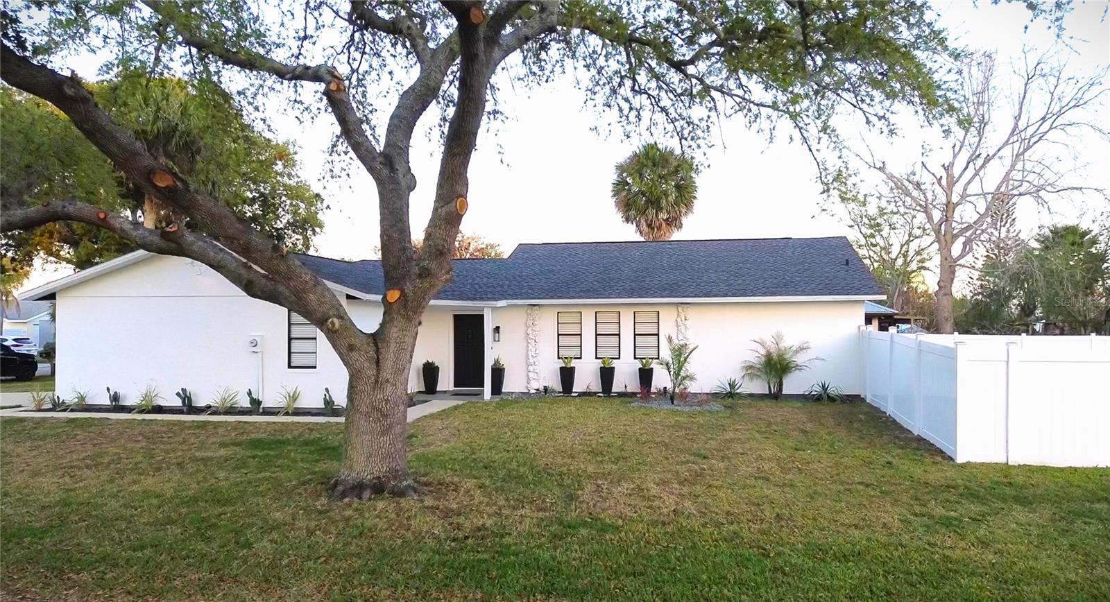 INLET SHORES - Residential