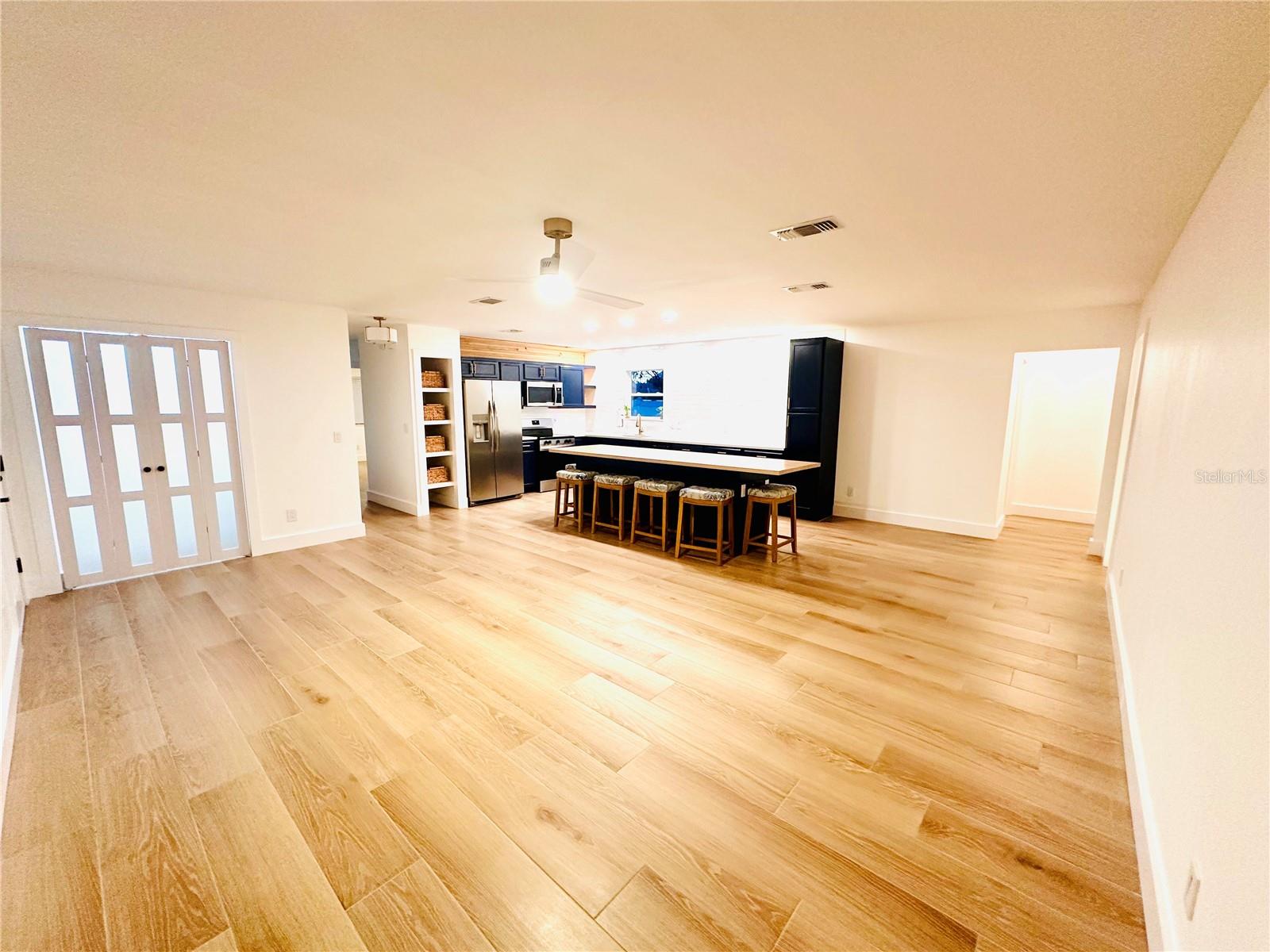 INLET SHORES - Residential