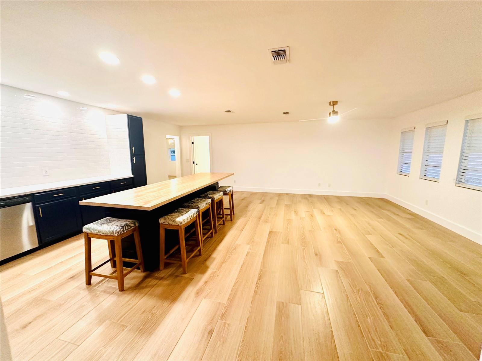 INLET SHORES - Residential