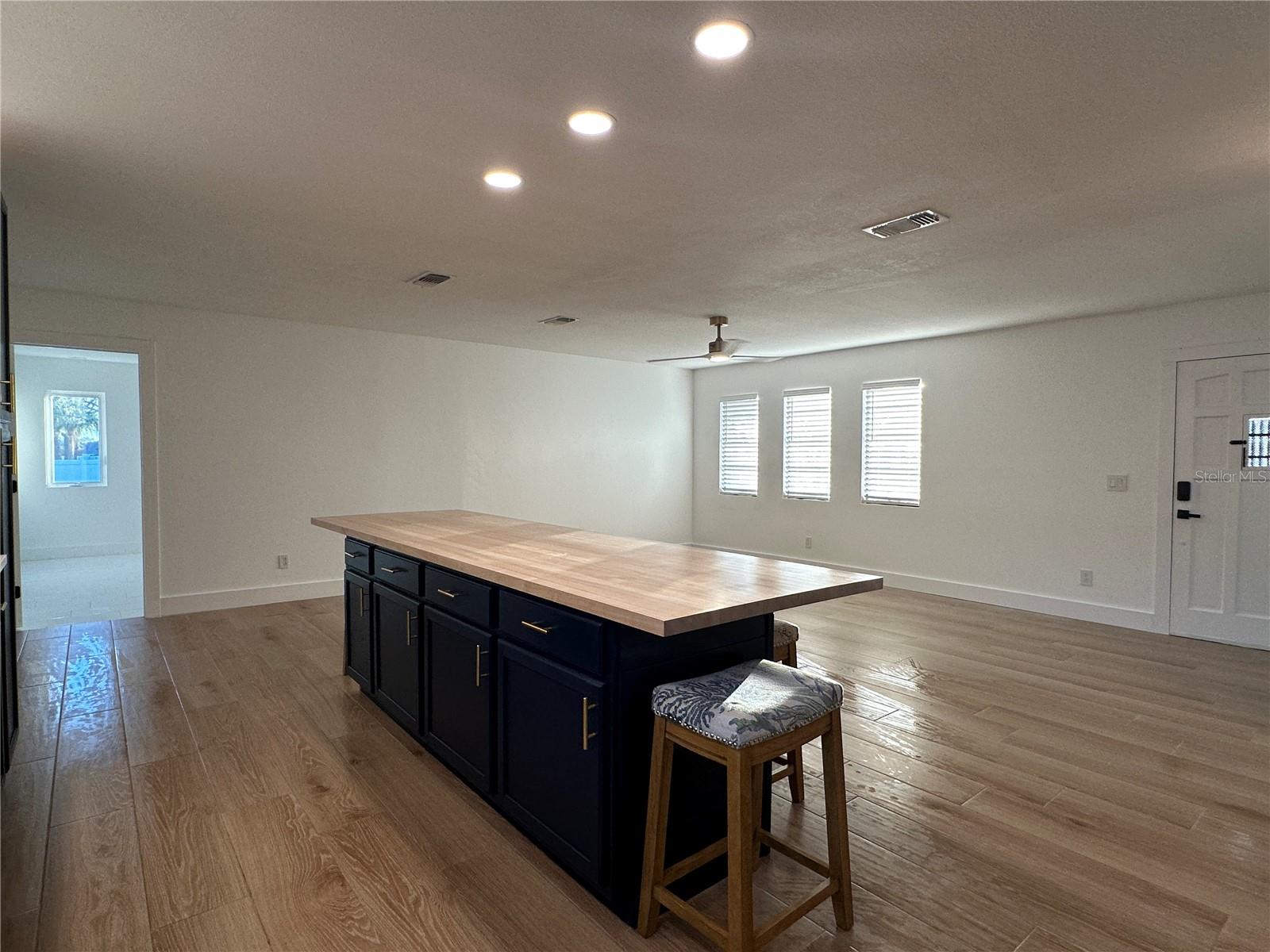 INLET SHORES - Residential