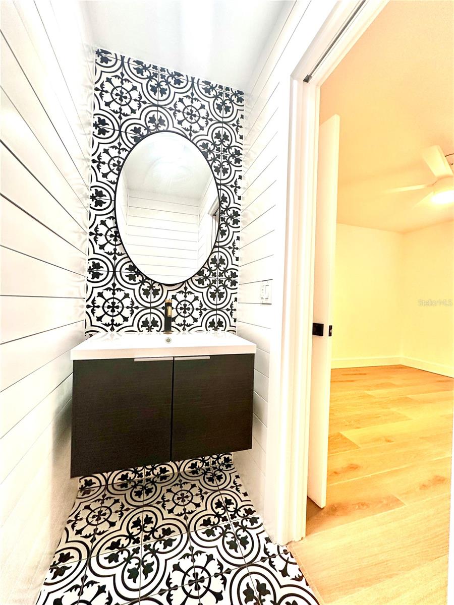 INLET SHORES - Residential