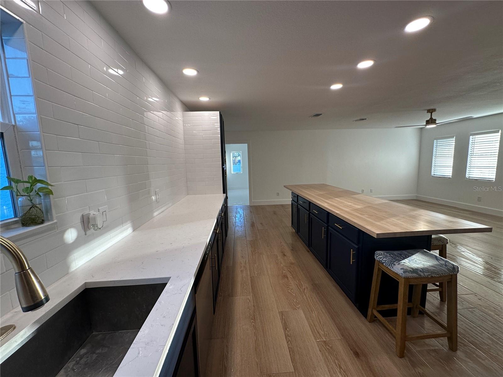 INLET SHORES - Residential