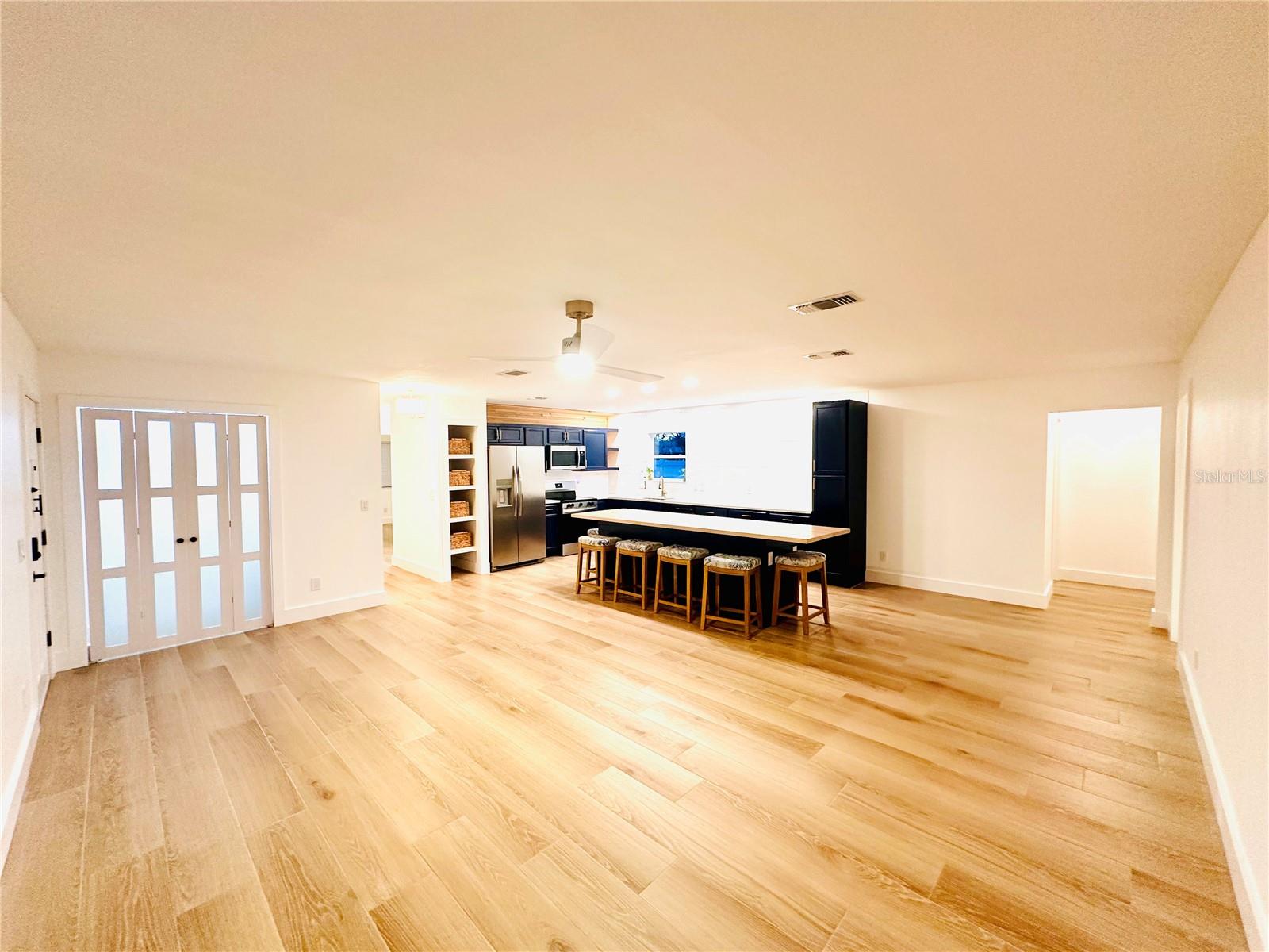 INLET SHORES - Residential