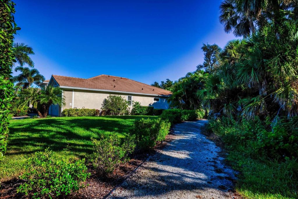 Photo of 11539 Tapestry Lane, Venice, FL 34293 (MLS # TB8452374)