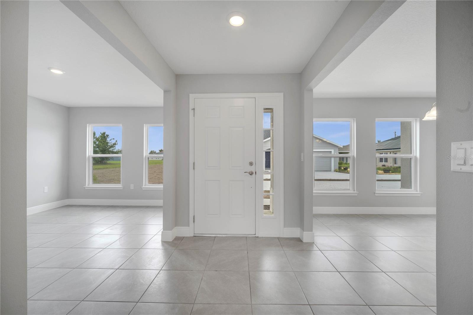 555 VICEROY COURT