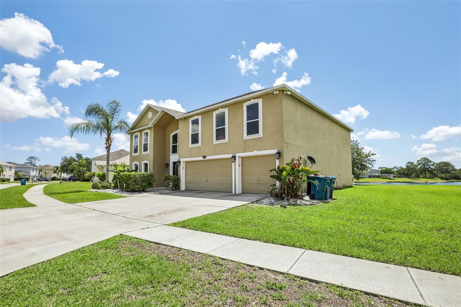 BRIDGEWATER AT BAYSIDE LAKES, PH 2 - Residential