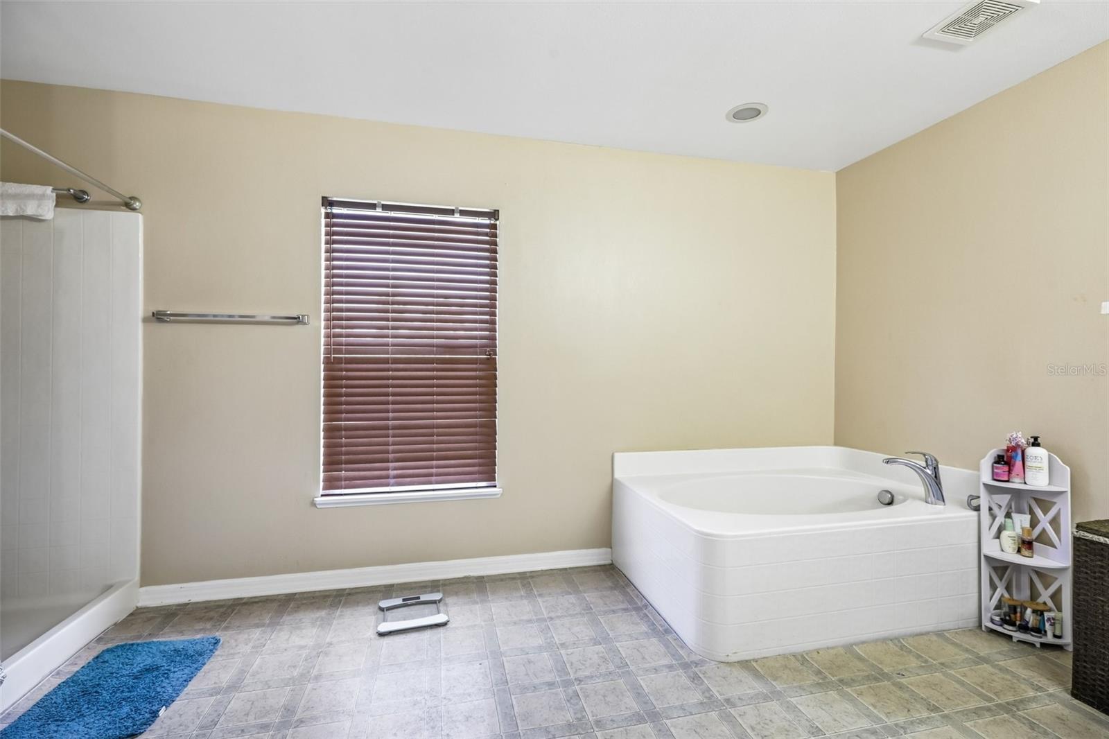 BRIDGEWATER AT BAYSIDE LAKES, PH 2 - Residential