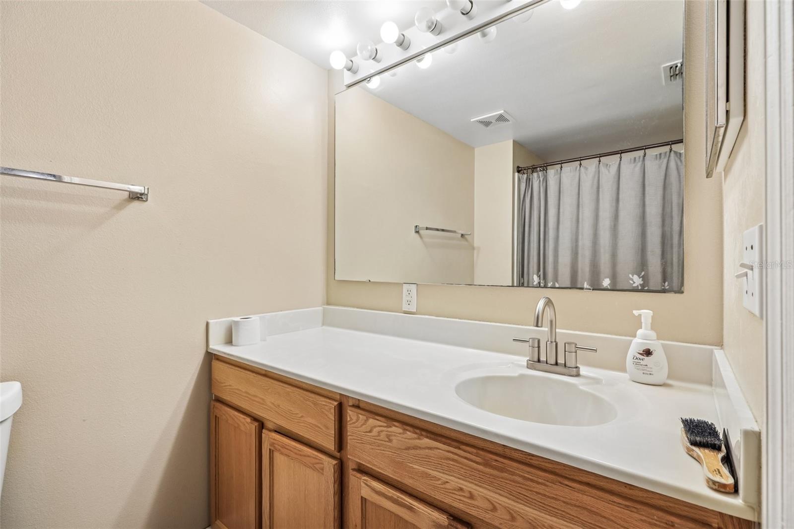 BRIDGEWATER AT BAYSIDE LAKES, PH 2 - Residential