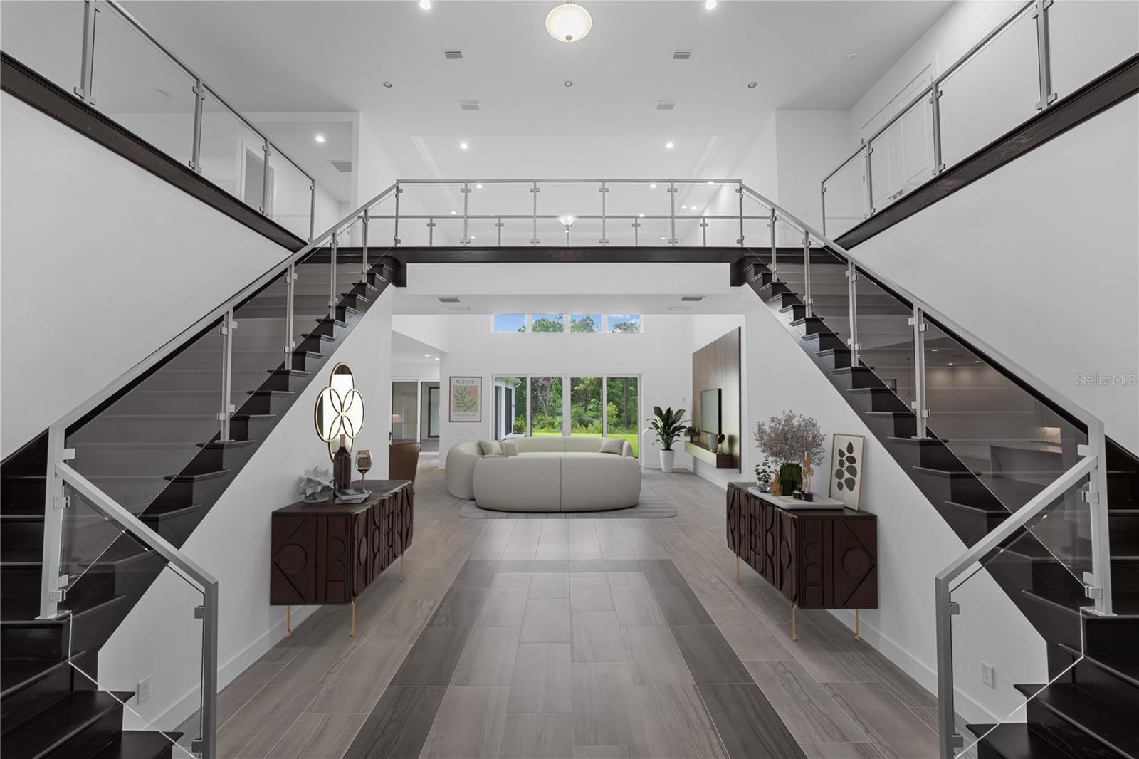 LAUREL POINTE PH 2 - Residential