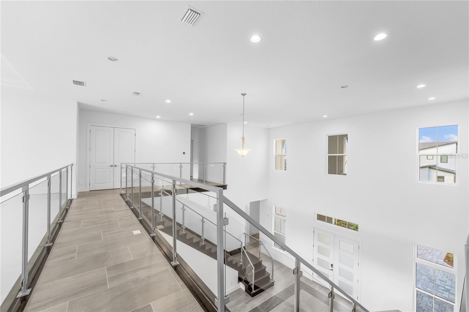 LAUREL POINTE PH 2 - Residential