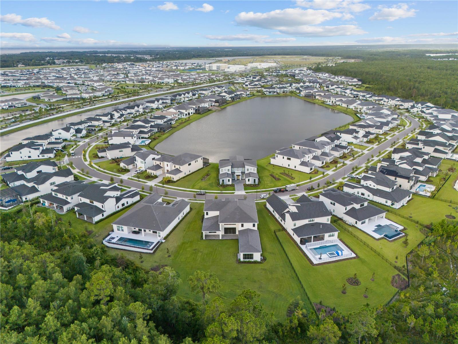 LAUREL POINTE PH 2 - Residential