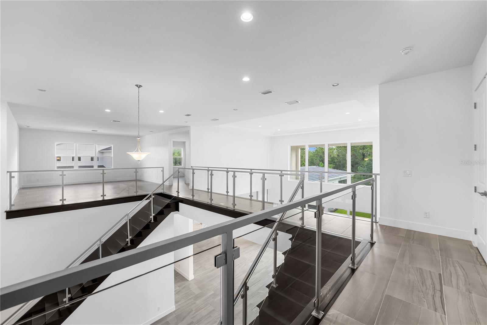 LAUREL POINTE PH 2 - Residential