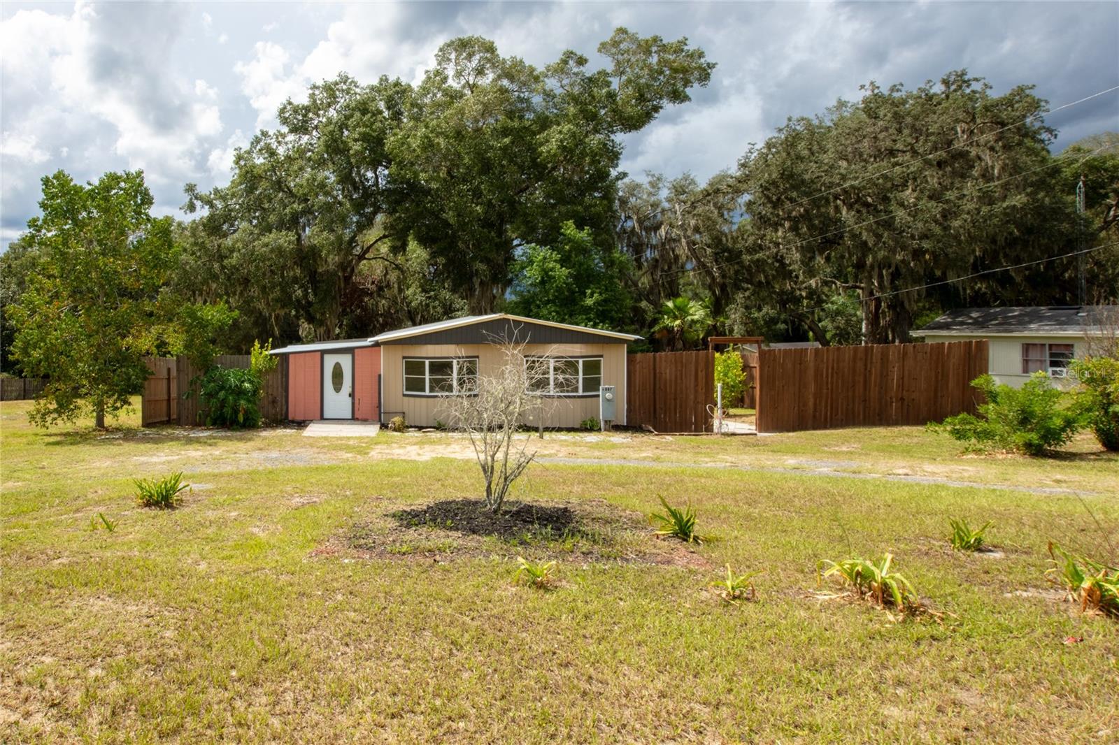 POSTMASTERS RETIREMENT VILLAGE - Residential