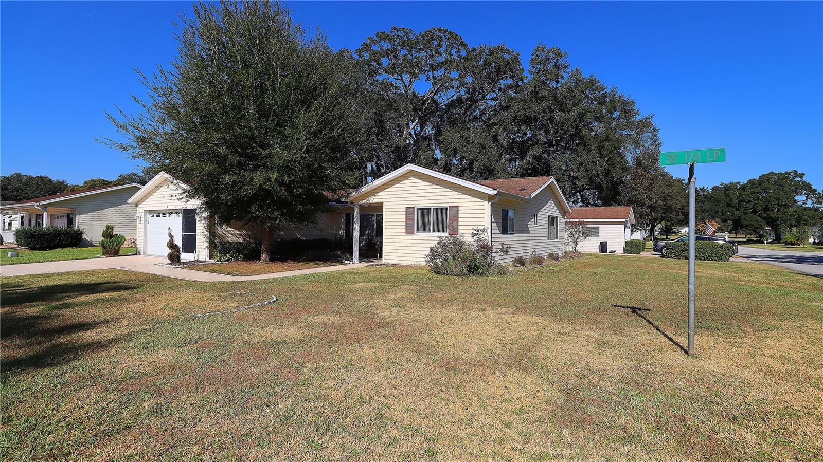 SPRUCE CREEK SOUTH - Residential