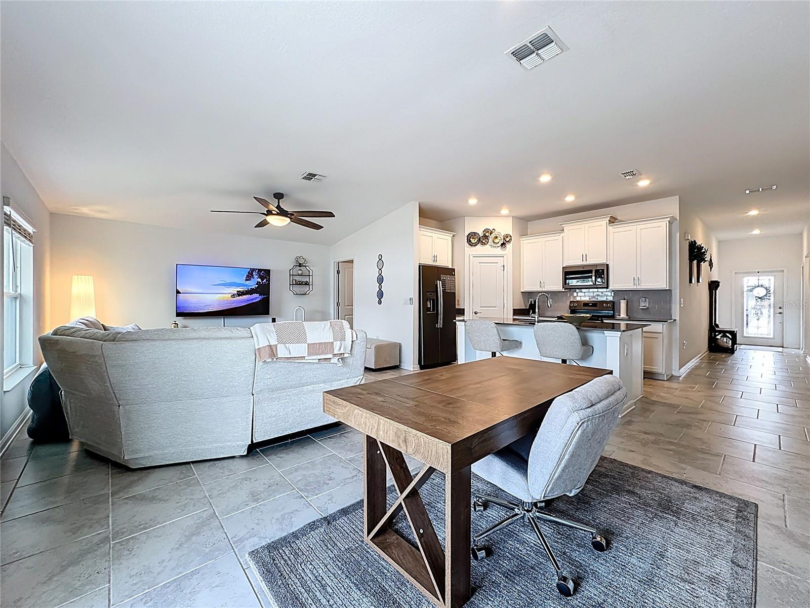 TRINITY LAKES PH 1 & 2 - Residential