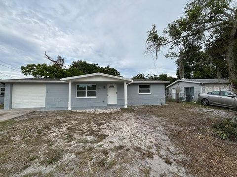 2 beds bed, 1 baths bath property at 12702 Social Drive, Hudson, FL 34667