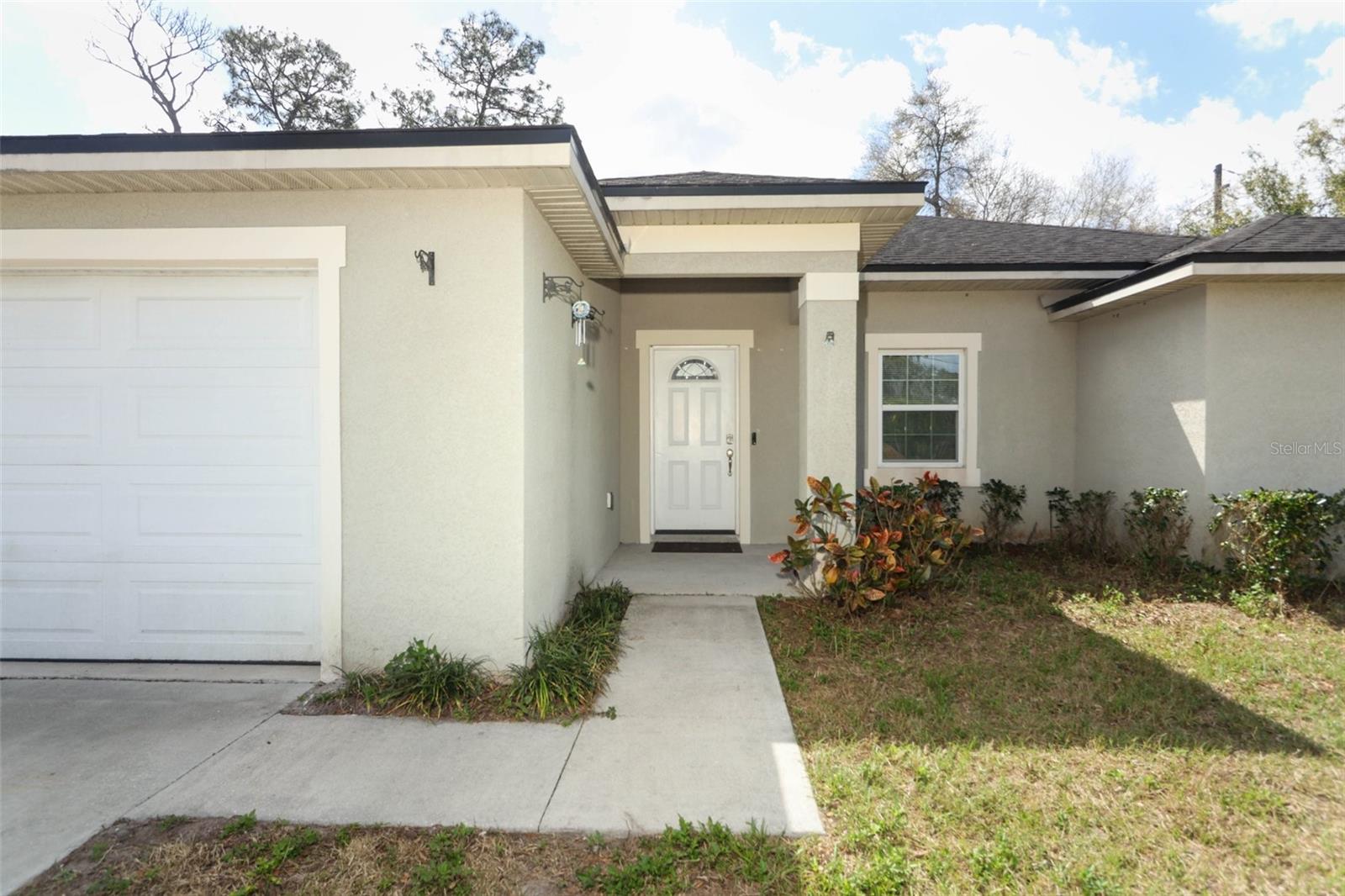1090 PARNELL COURT