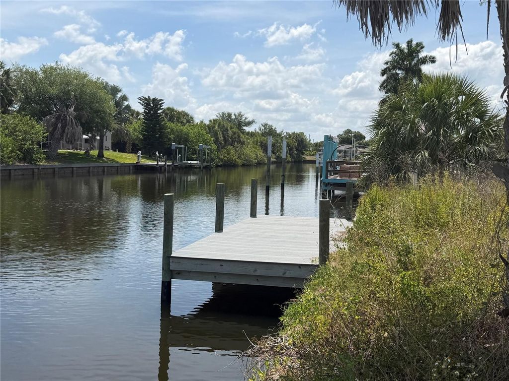Photo of 17122 Marydale Road, Port Charlotte, FL 33948 (MLS # A4692240)