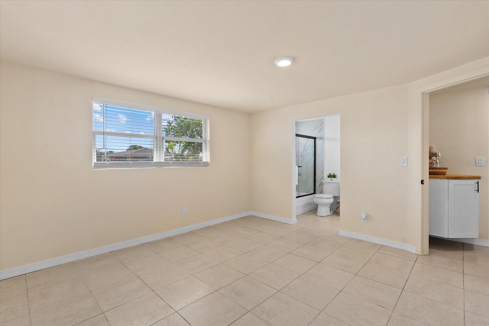ALOHA GARDENS - Residential
