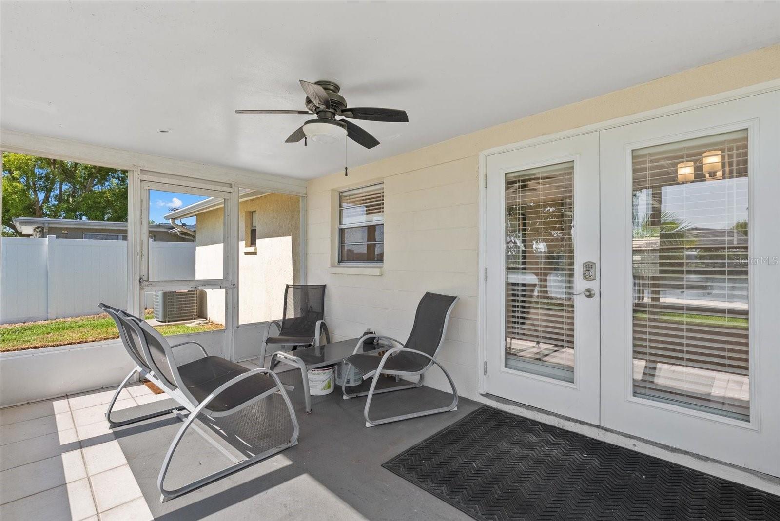 ALOHA GARDENS - Residential