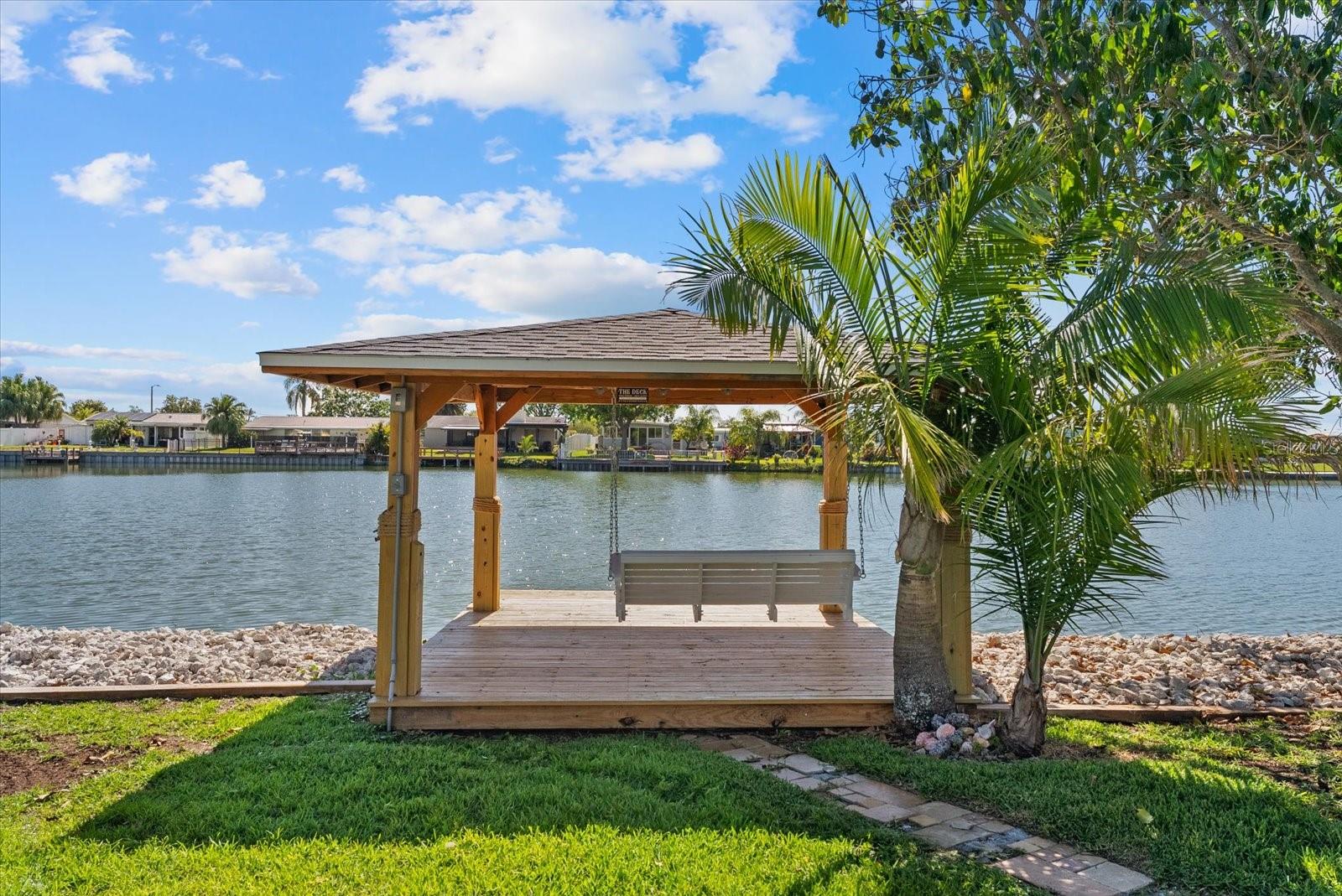 ALOHA GARDENS - Residential