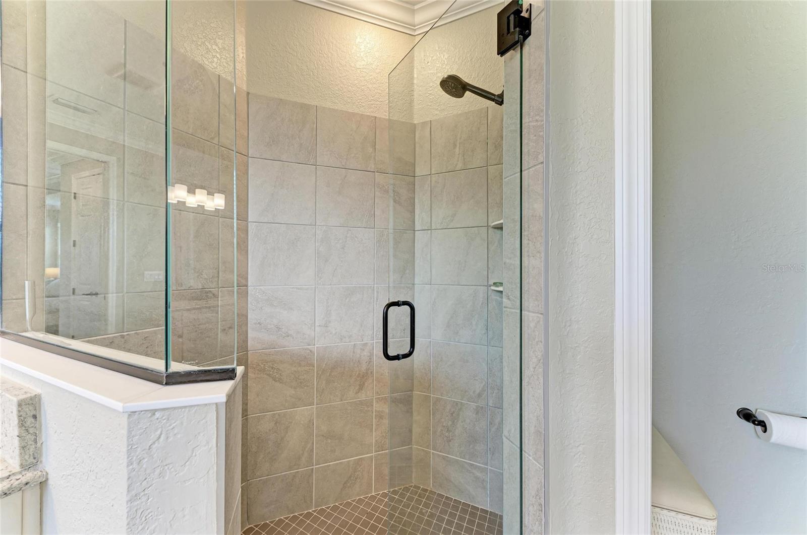 LAKEWOOD NATIONAL - Residential