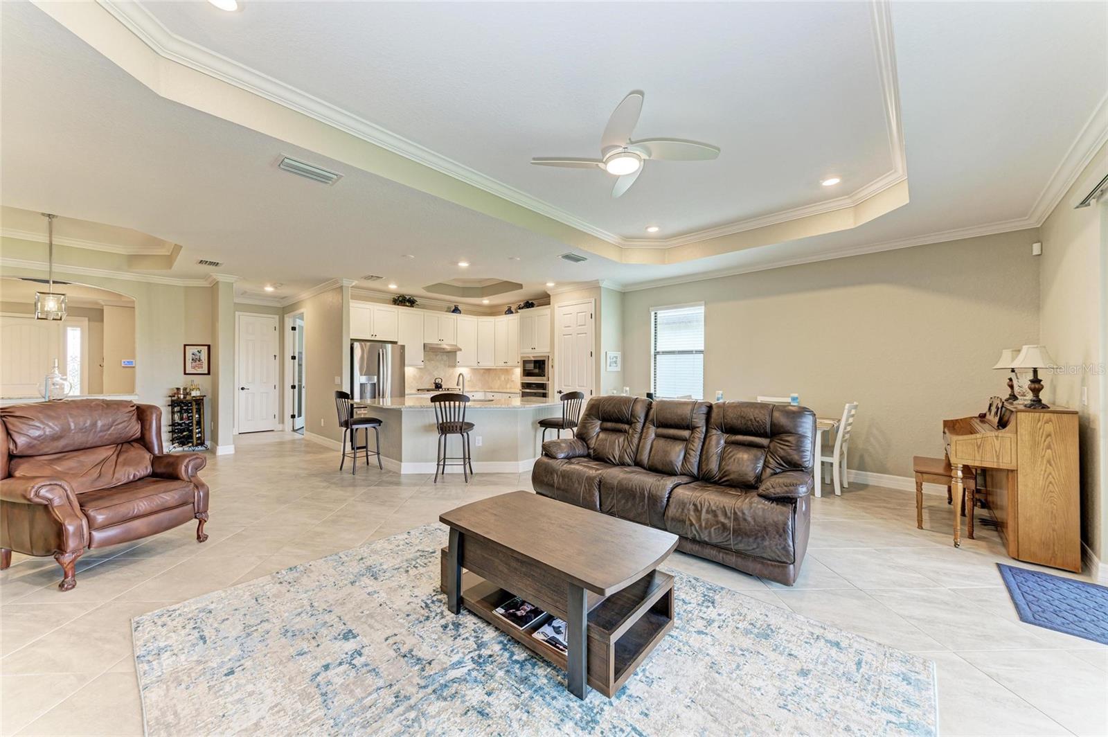 LAKEWOOD NATIONAL - Residential