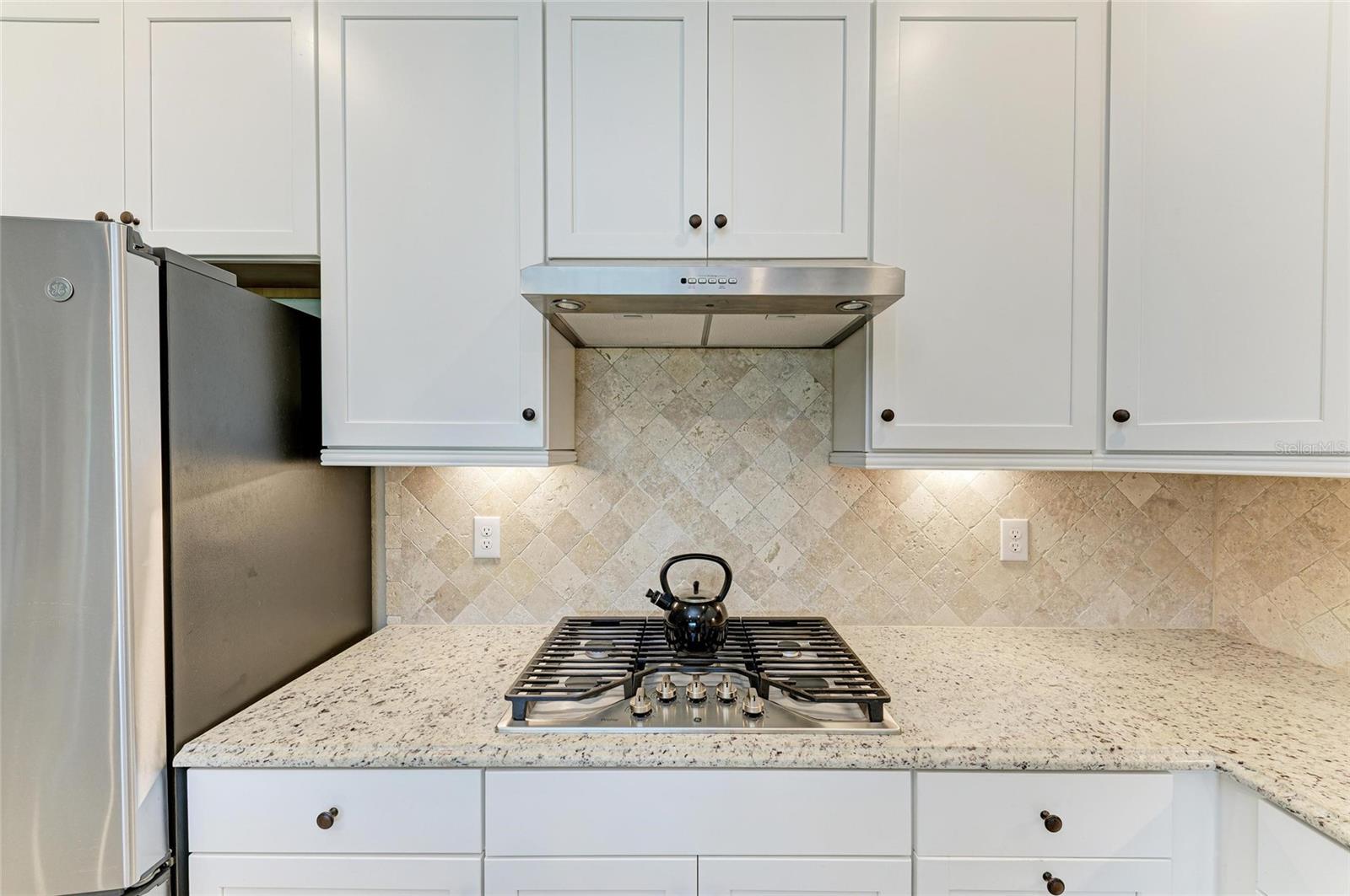 LAKEWOOD NATIONAL - Residential