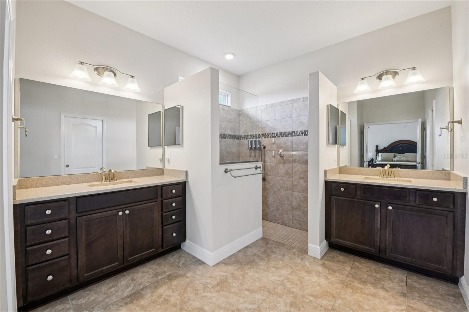 LEESBURG ARLINGTON RIDGE PH 02 - Residential