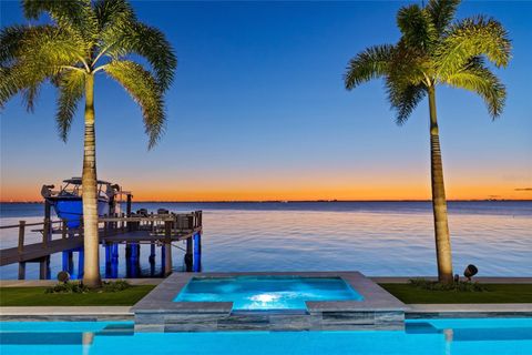 5128 W LONGFELLOW AVENUE TAMPA FL 33629