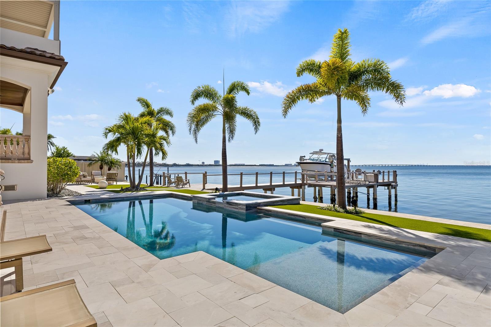 SUNSET PARK ISLES UNIT 1 - Residential