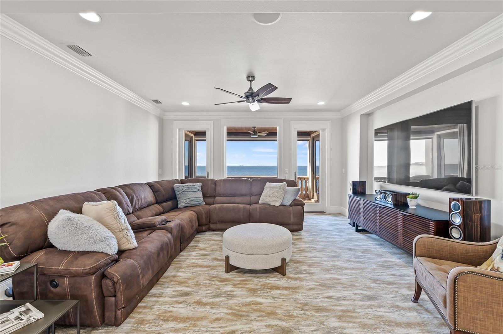 SUNSET PARK ISLES UNIT 1 - Residential