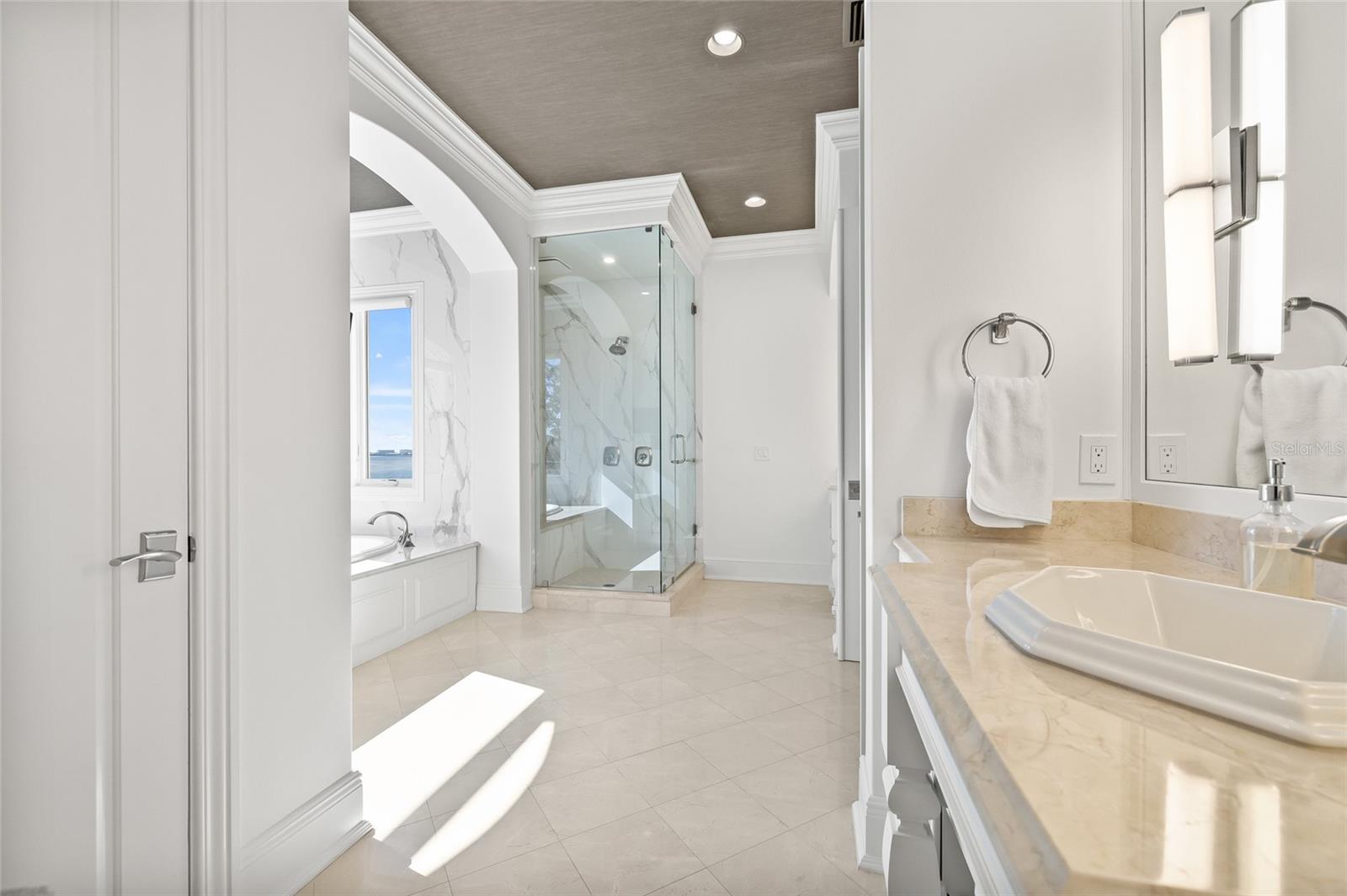 SUNSET PARK ISLES UNIT 1 - Residential