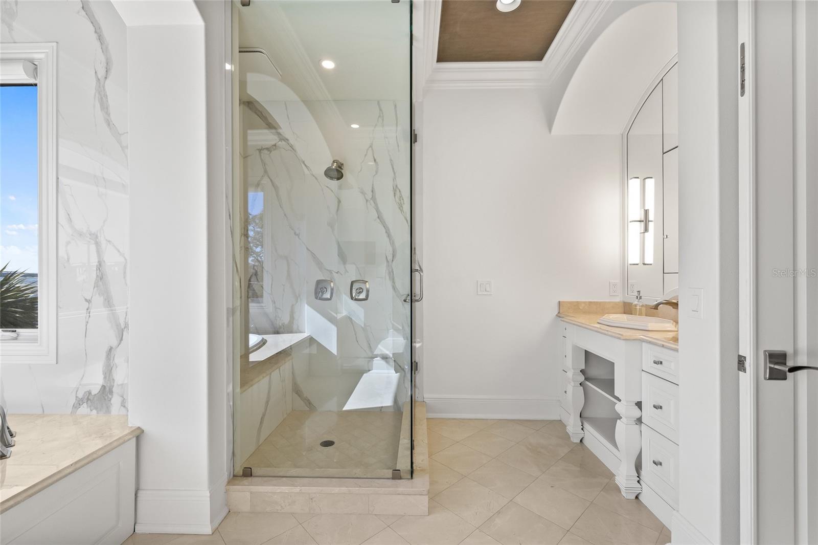 SUNSET PARK ISLES UNIT 1 - Residential