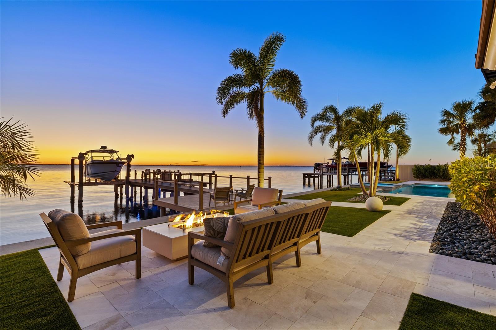 SUNSET PARK ISLES UNIT 1 - Residential