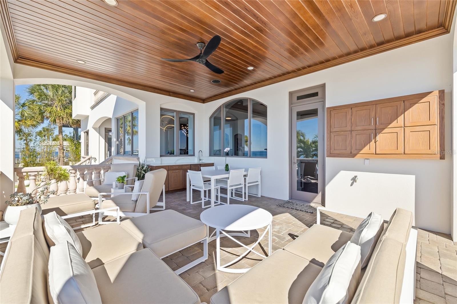 SUNSET PARK ISLES UNIT 1 - Residential