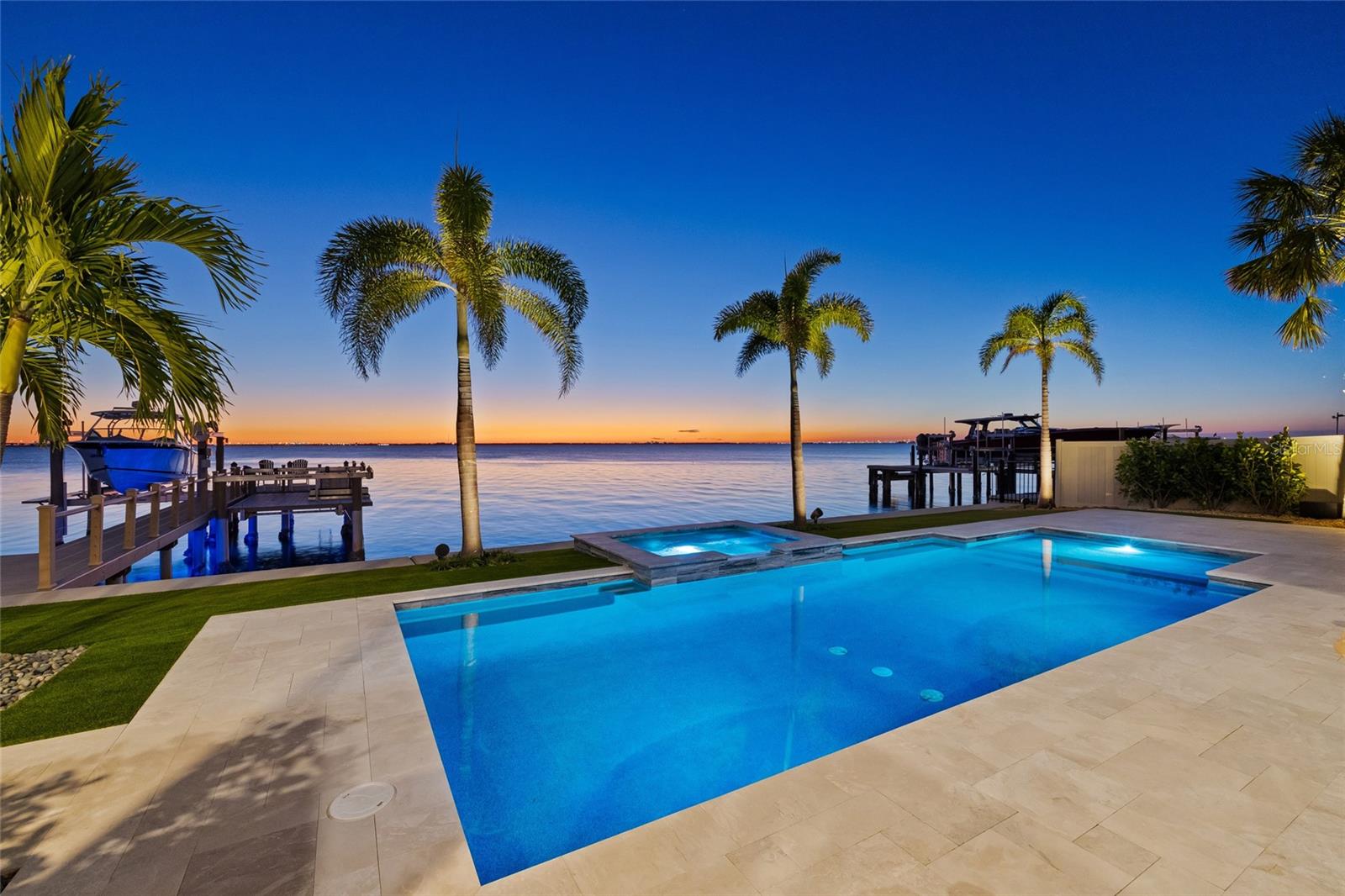 SUNSET PARK ISLES UNIT 1 - Residential