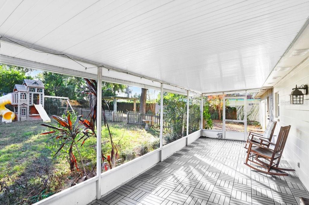 CRESTWOOD ESTATES UNIT 1 - Residential