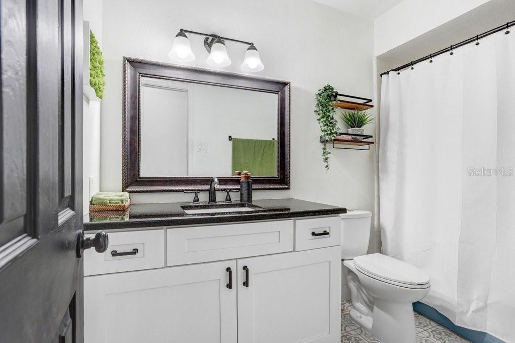 CRESTWOOD ESTATES UNIT 1 - Residential