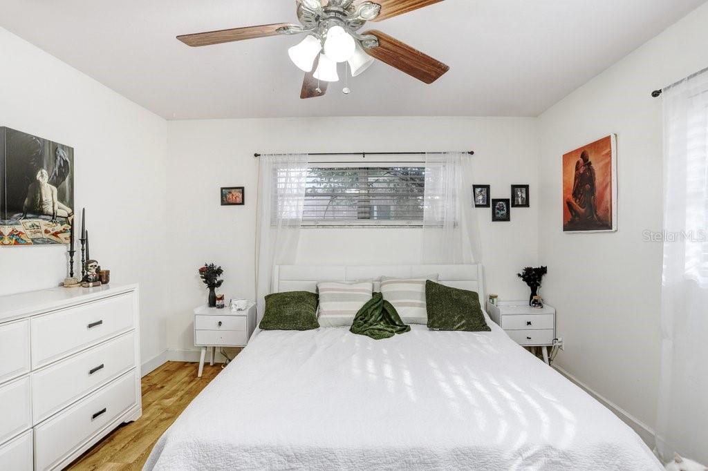 CRESTWOOD ESTATES UNIT 1 - Residential